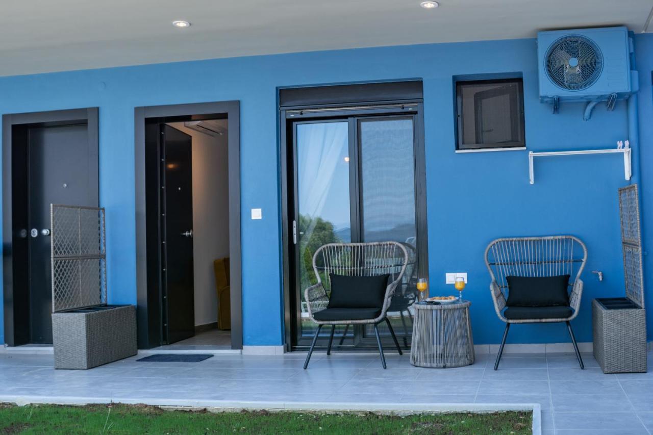 Anelia'S And Lydia'S Design Apartments Swimming Pool Nikiana Exterior foto